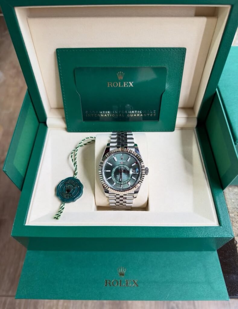 Best Rolex Watches to Buy: The Ultimate Rolex Buying Guide Best Rolex watches to buy including Submariner, Daytona, Datejust and GMT-Master II